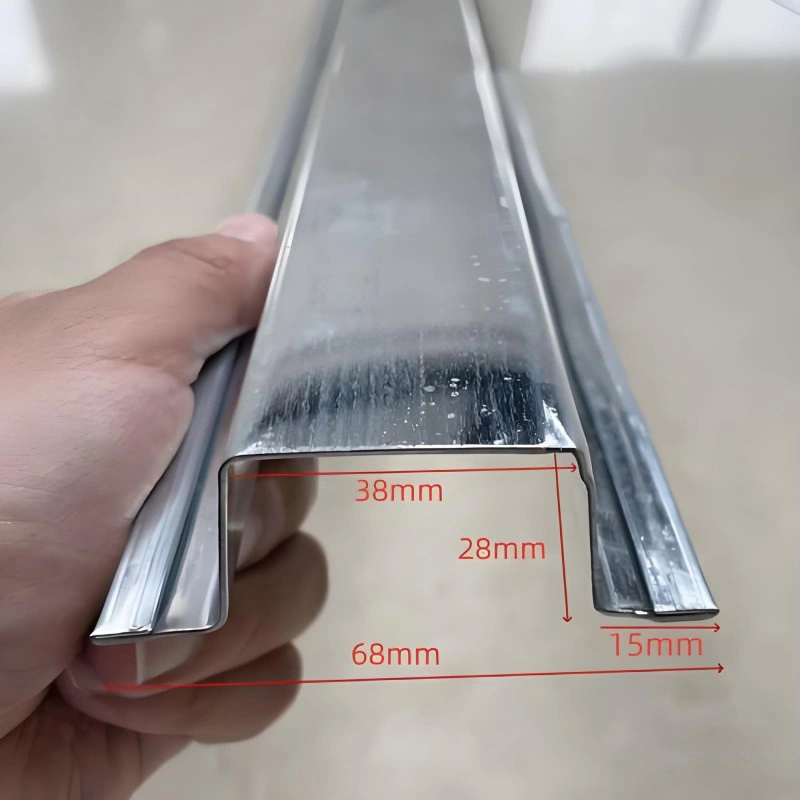 Tekanan Dianggep Roofing Batten